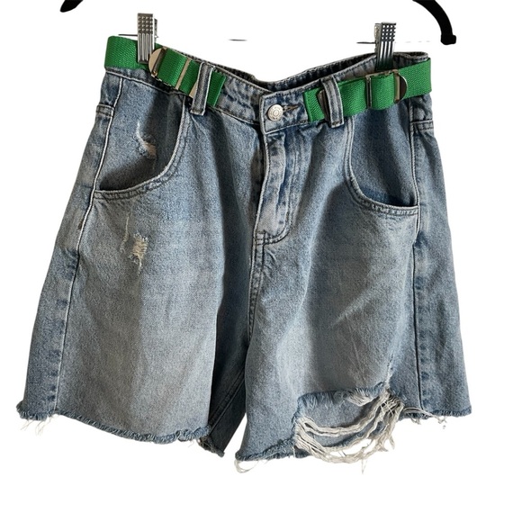 Distressed Denim Shorts with Green Belt size 38 - Picture 1 of 7